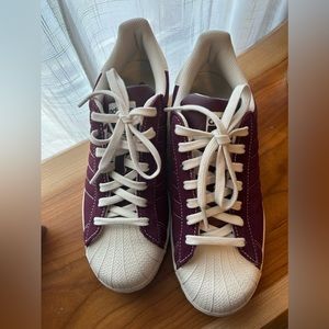 Women’s Adidas Superstar